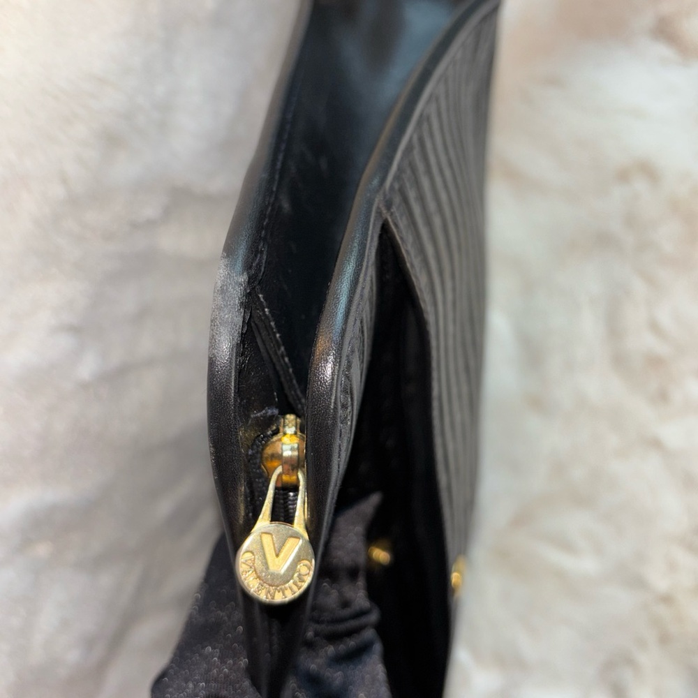 Valentino Leather Black Bag Embossed - Picture 14 of 16
